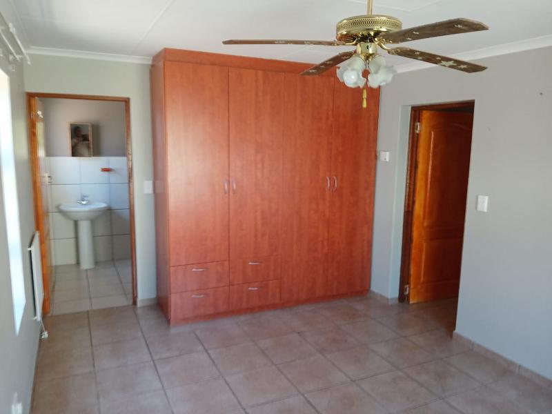 3 Bedroom Property for Sale in Reebok Western Cape